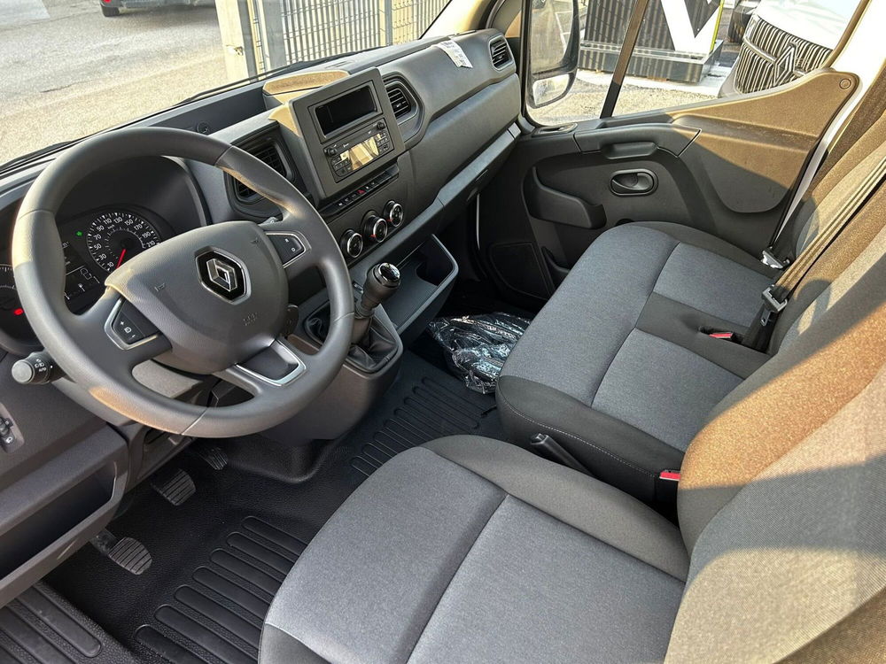 Renault Master Furgone nuova a Treviso (8)