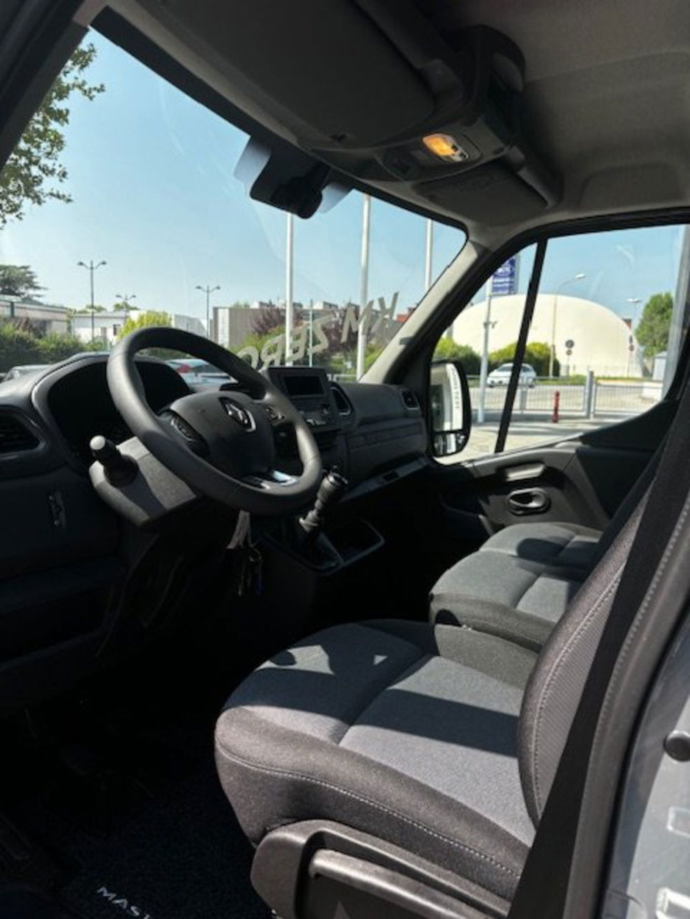 Renault Master Furgone nuova a Treviso (4)