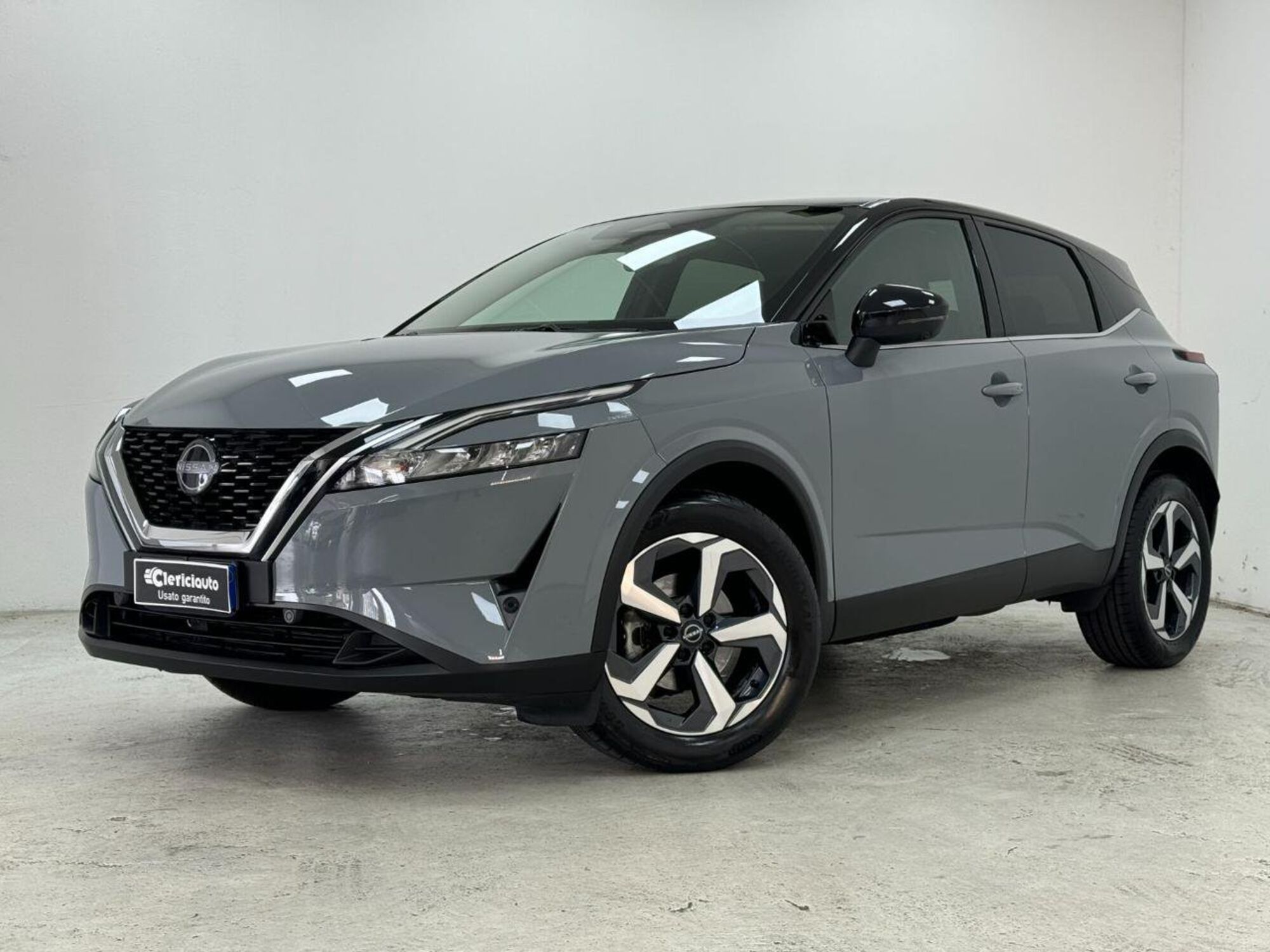 Nissan Qashqai 1.3 mhev N-Connecta 2wd 158cv xtronic del 2023 usata a Lurate Caccivio