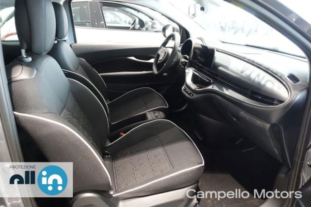 Fiat 500e nuova a Venezia (6)