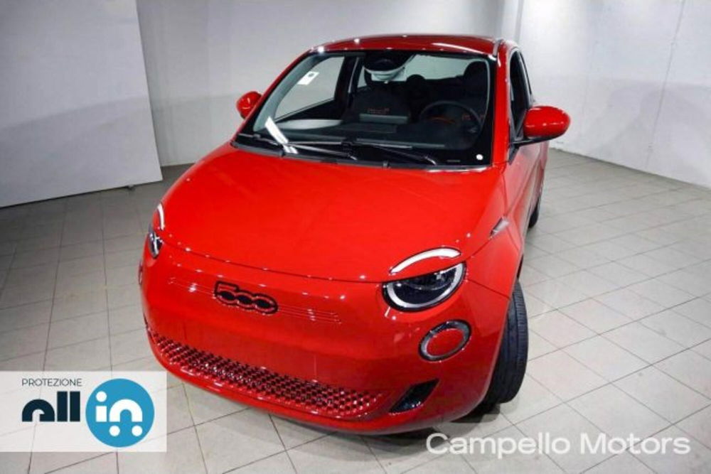 Fiat 500e nuova a Venezia (16)