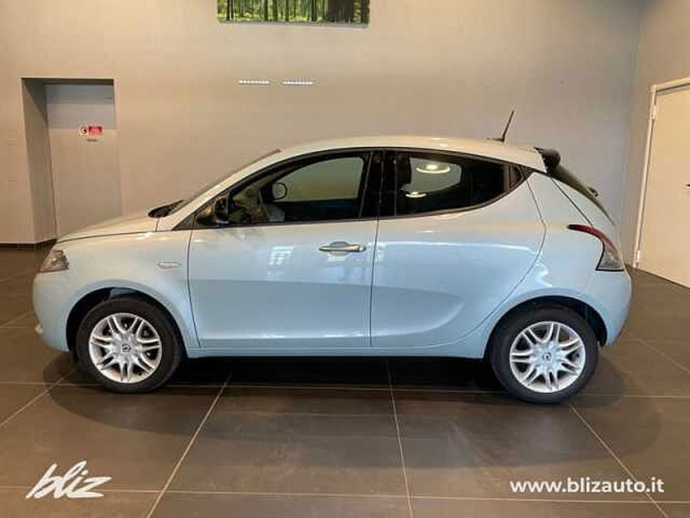 Lancia Ypsilon usata a Udine (2)