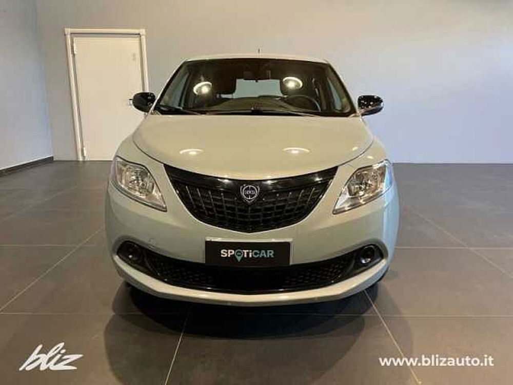 Lancia Ypsilon usata a Udine (8)