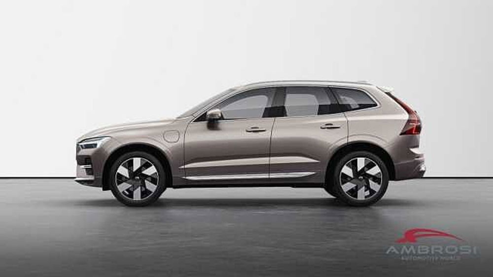 Volvo XC60 nuova a Viterbo (2)