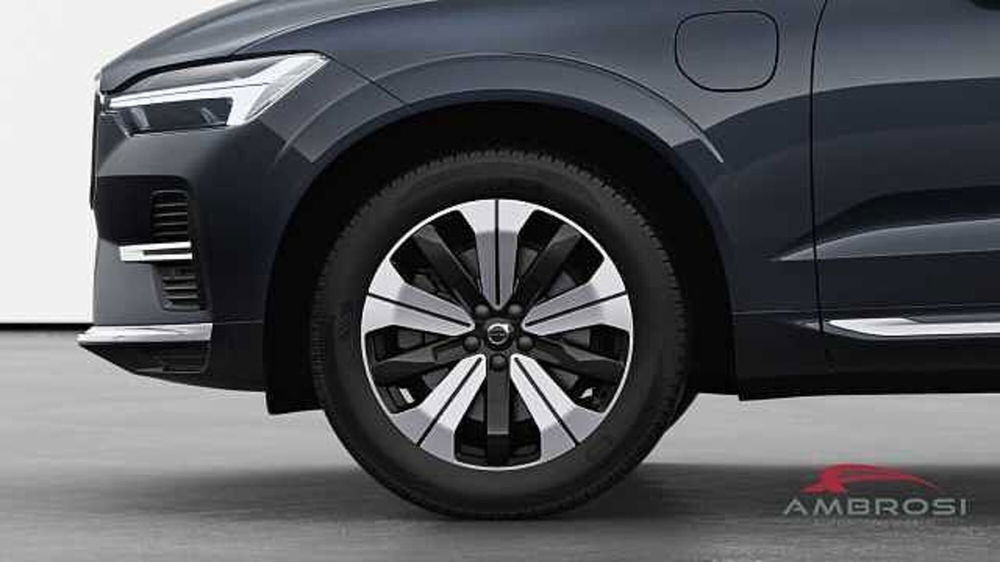 Volvo XC60 nuova a Viterbo (7)