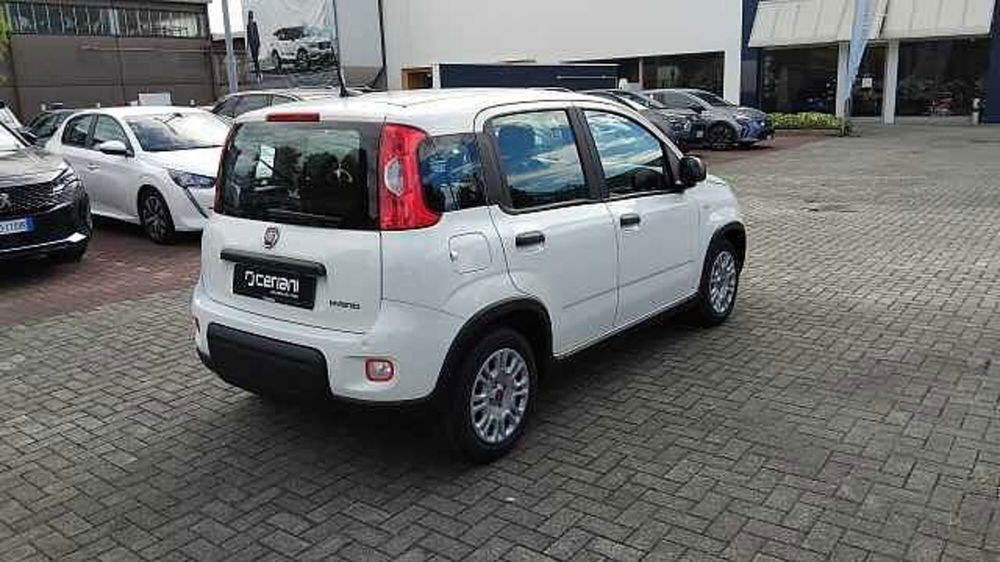 Fiat Panda nuova a Milano (5)