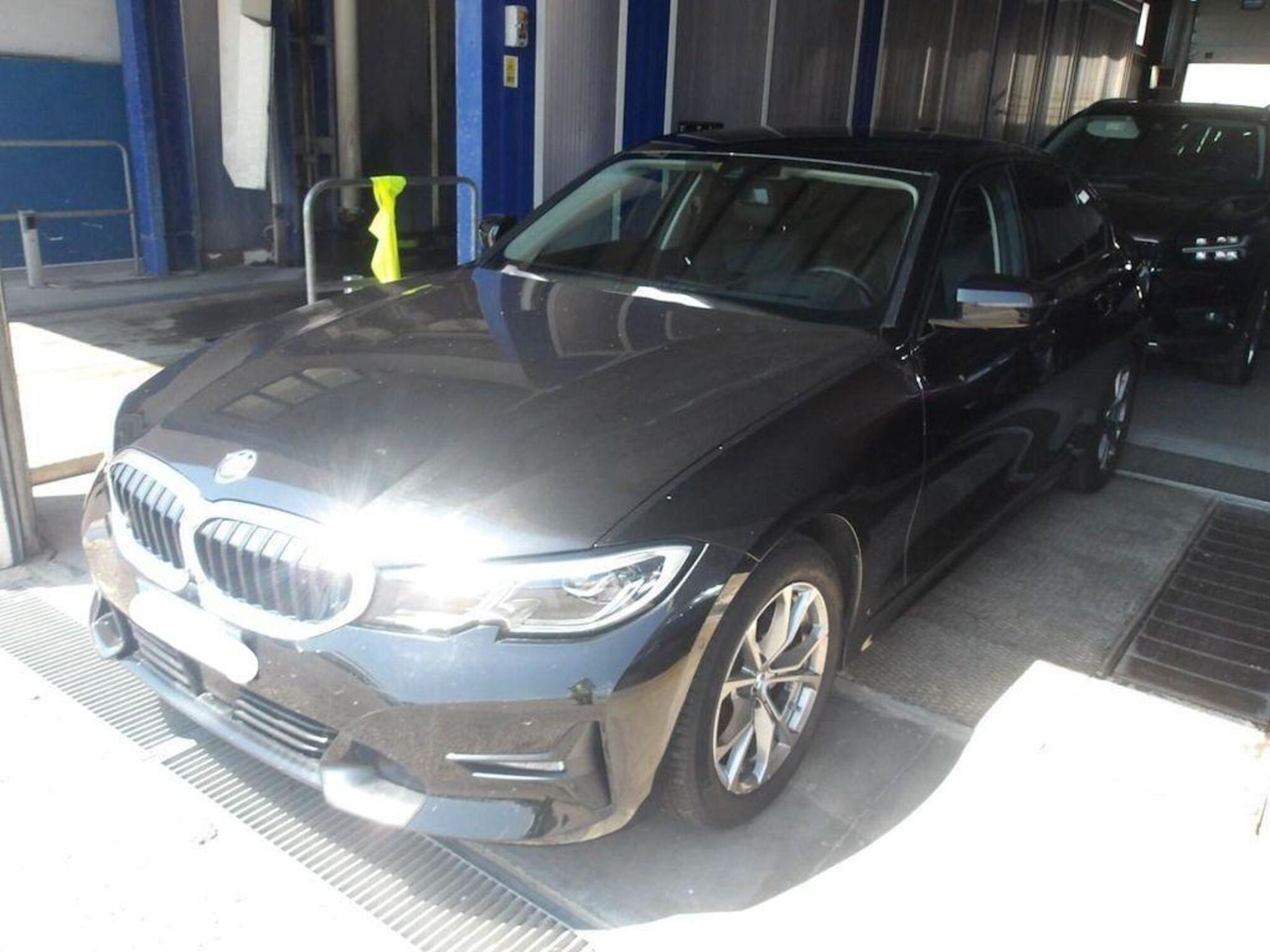 BMW Serie 3 318d 48V Sport del 2021 usata a Tricase