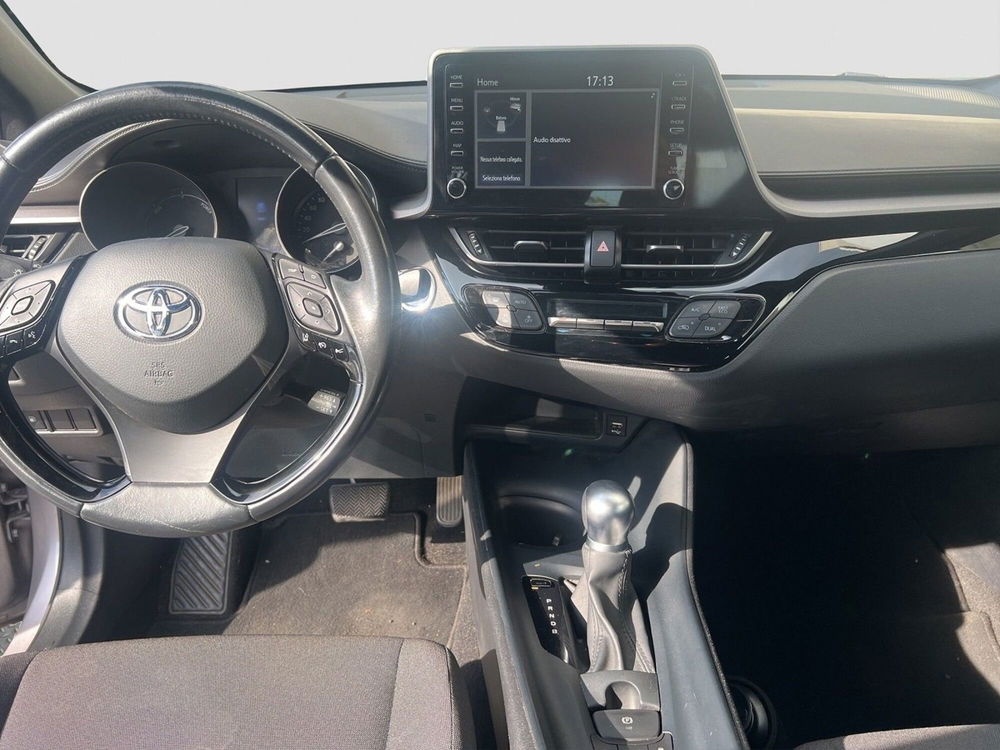 Toyota Toyota C-HR usata a Roma (15)