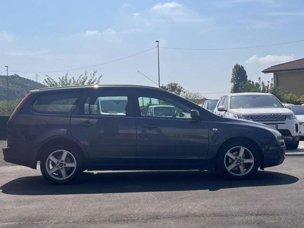 Ford Focus Station Wagon usata a Lucca (4)