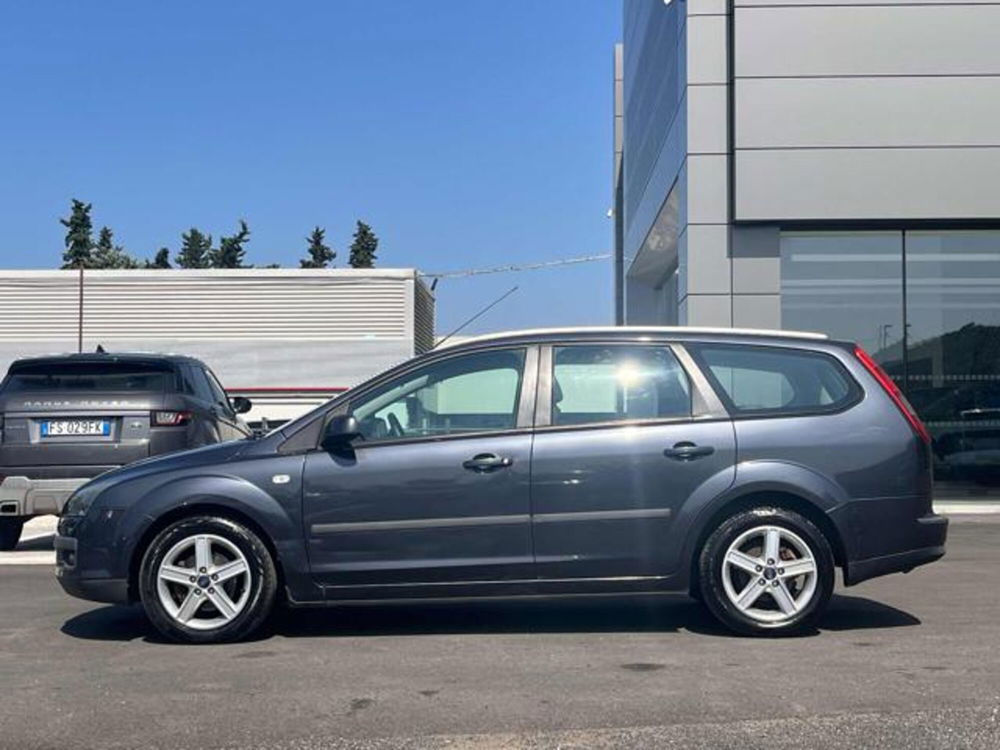 Ford Focus Station Wagon usata a Lucca (8)