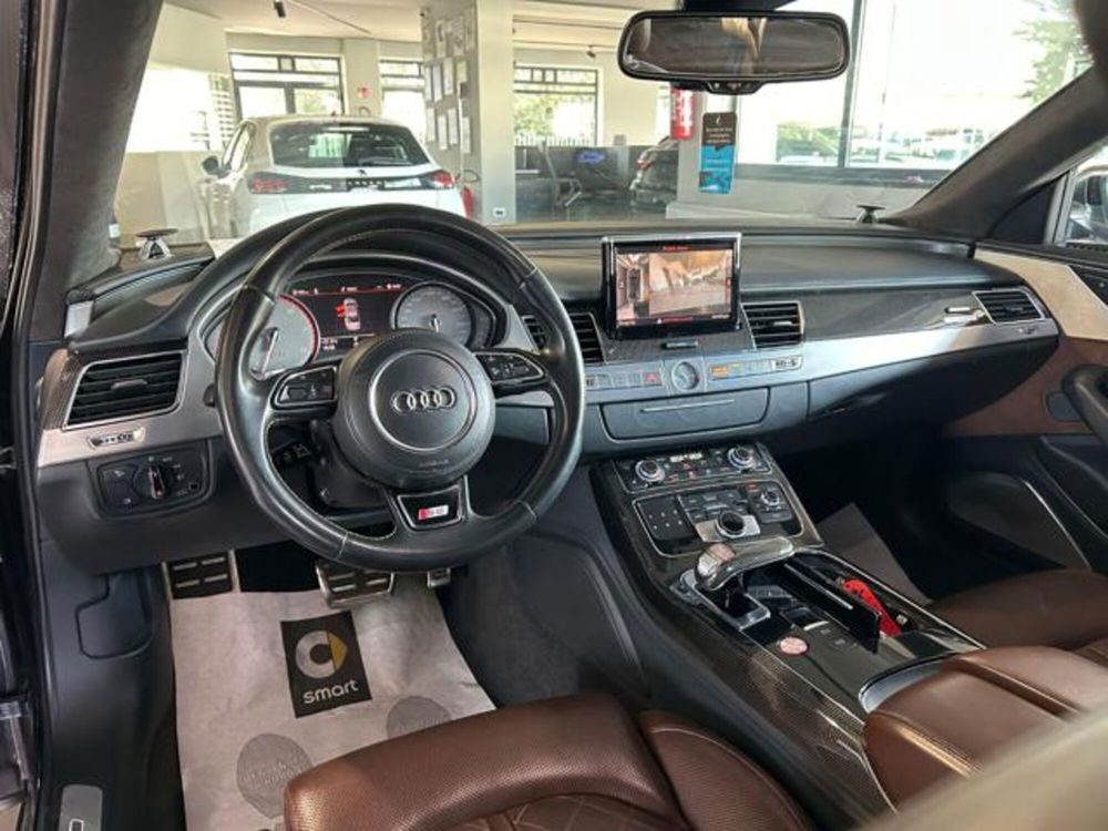 Audi S8 usata a Napoli (9)