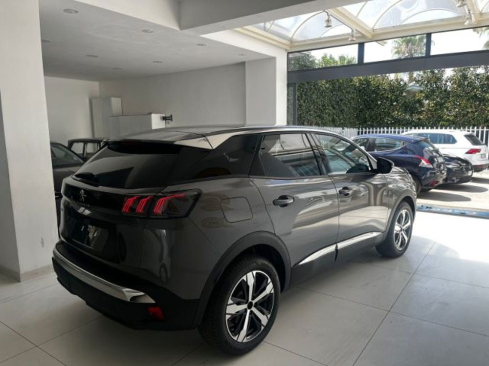 Peugeot 3008 nuova a Napoli (7)