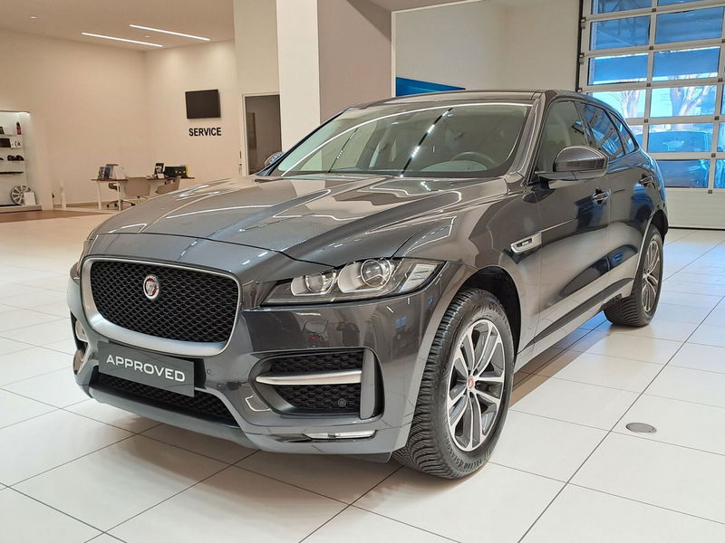 Jaguar F-Pace 2.0 D 240 CV AWD aut. R-Sport  del 2020 usata a San Martino Siccomario