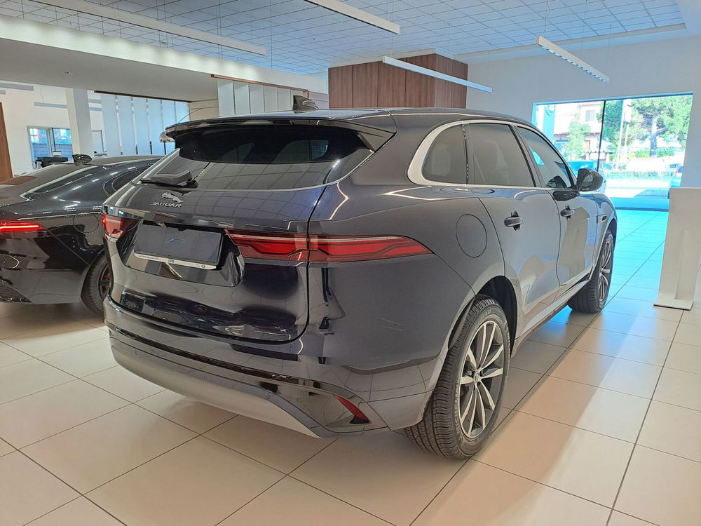 Jaguar F-Pace nuova a Pavia (2)