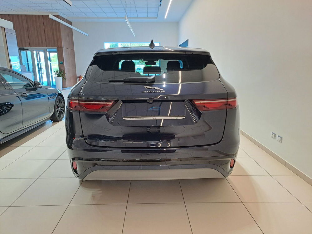 Jaguar F-Pace nuova a Pavia (6)