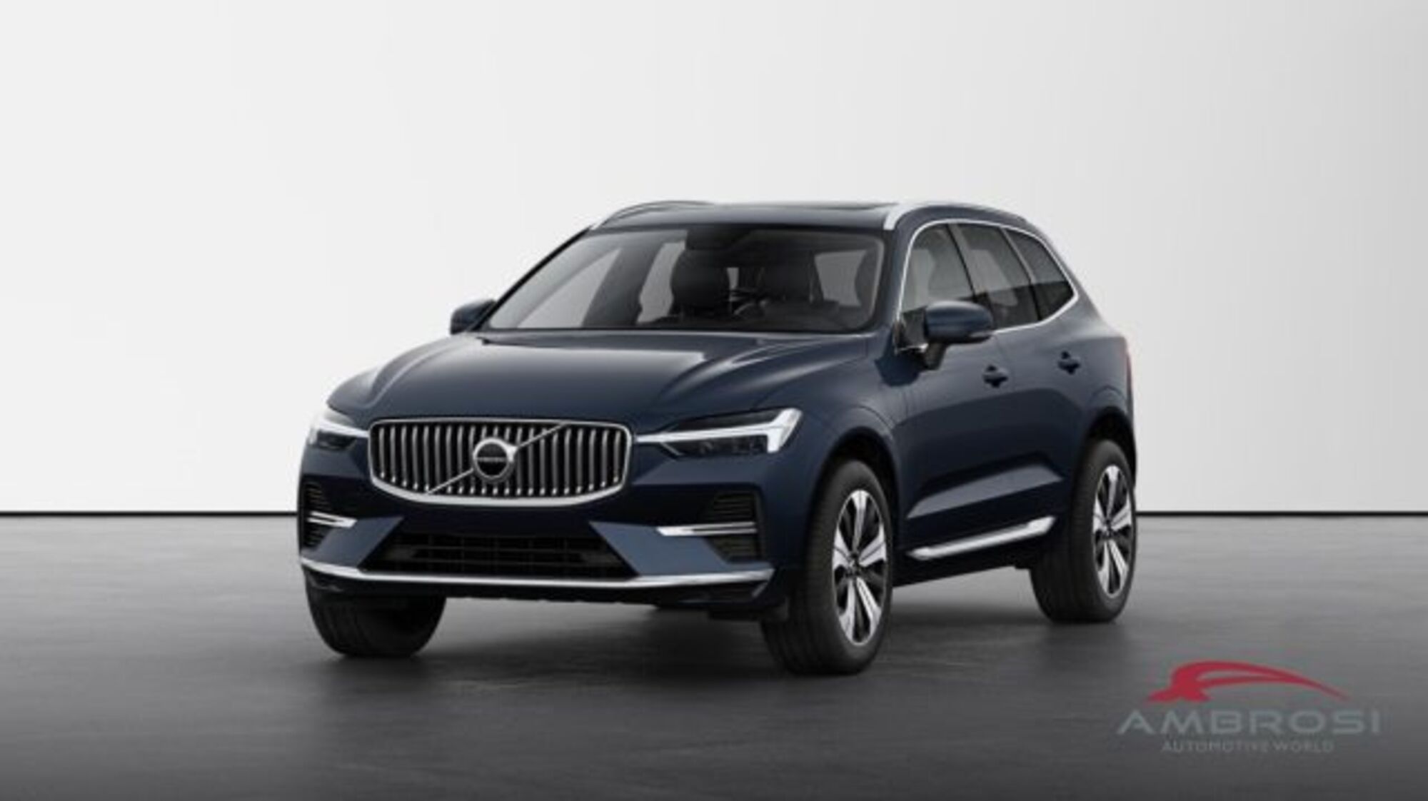 Volvo XC60 T6 Recharge AWD Plug-in Hybrid automatico Plus Bright nuova a Corciano