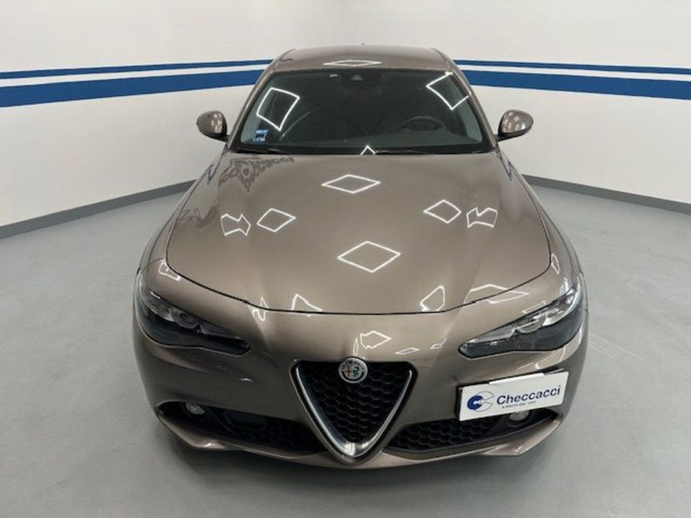 Alfa Romeo Giulia usata a Prato (8)