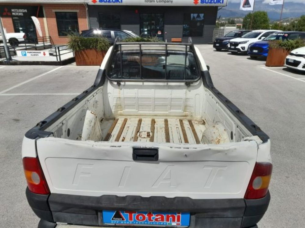 Fiat Strada usata a L'Aquila (3)