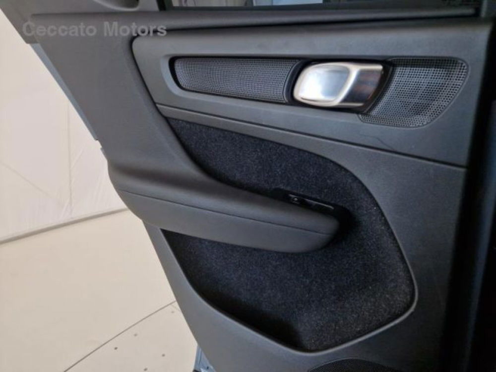 Volvo XC40 usata a Padova (17)