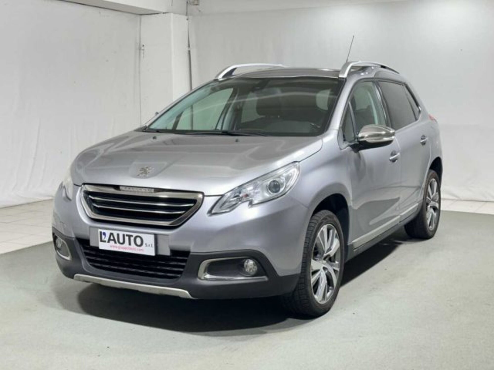 Peugeot 2008 120 S&amp;S Allure  del 2016 usata a Caspoggio