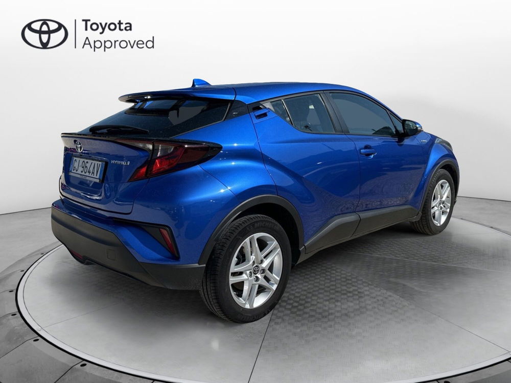 Toyota Toyota C-HR usata a Ragusa (3)