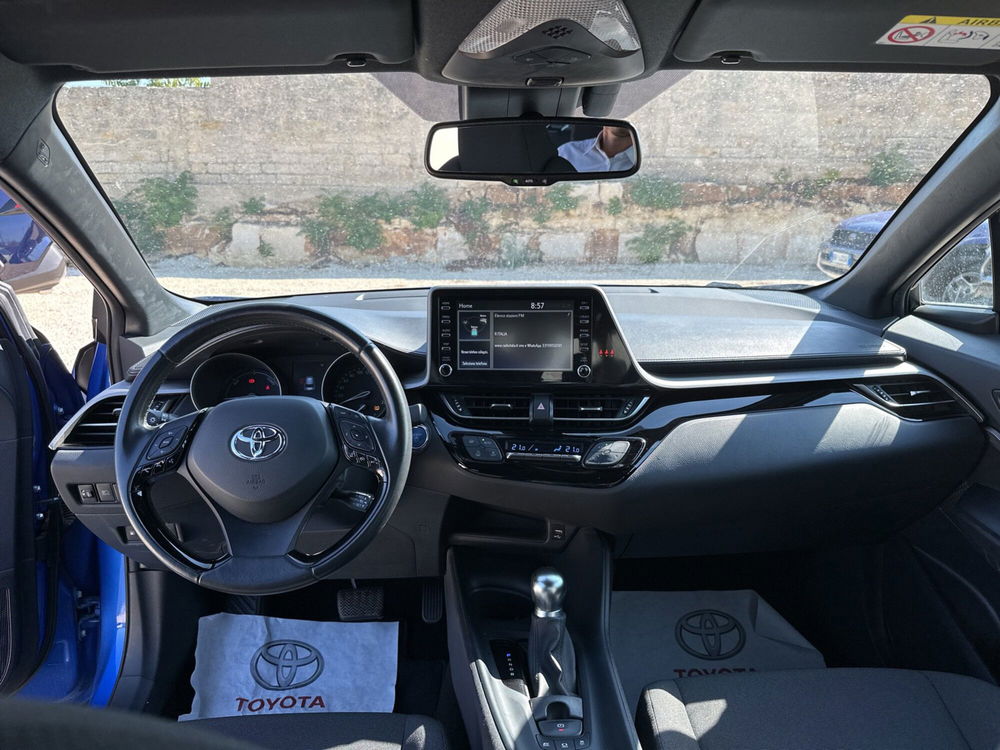 Toyota Toyota C-HR usata a Ragusa (9)