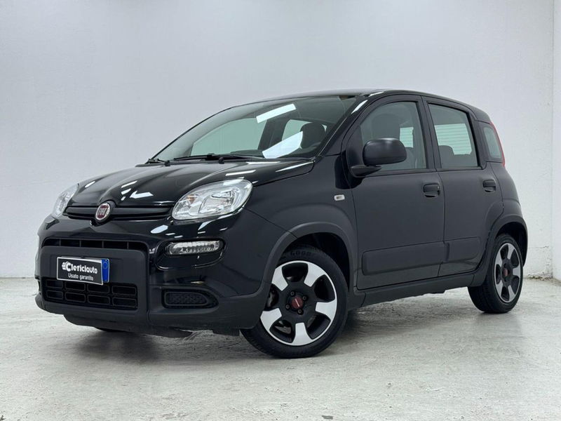 Fiat Panda 1.0 FireFly S&amp;S Hybrid City Cross  del 2022 usata a Lurate Caccivio