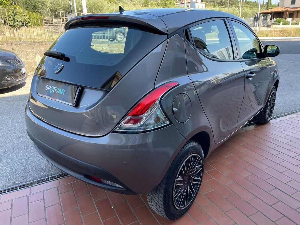 Lancia Ypsilon usata a Arezzo (4)