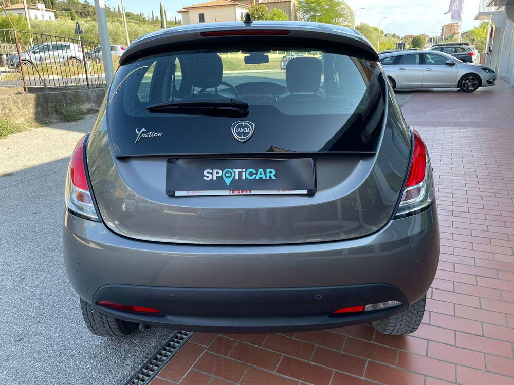 Lancia Ypsilon usata a Arezzo (5)