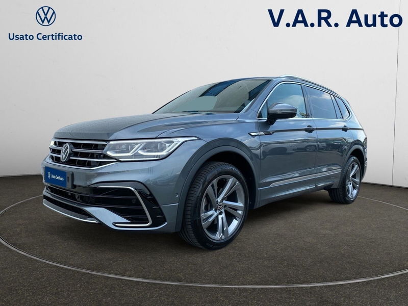 Volkswagen Tiguan Allspace 2.0 TDI SCR DSG 4MOTION R-Line del 2023 usata a Imola