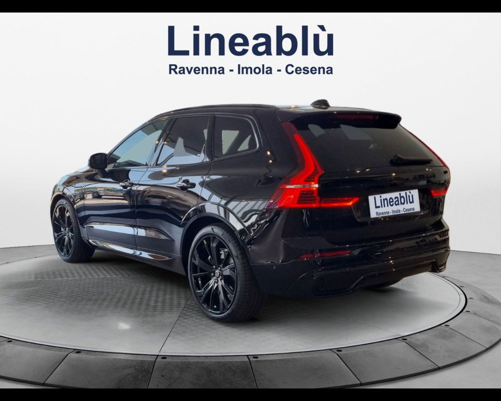 Volvo XC60 nuova a Ravenna (3)