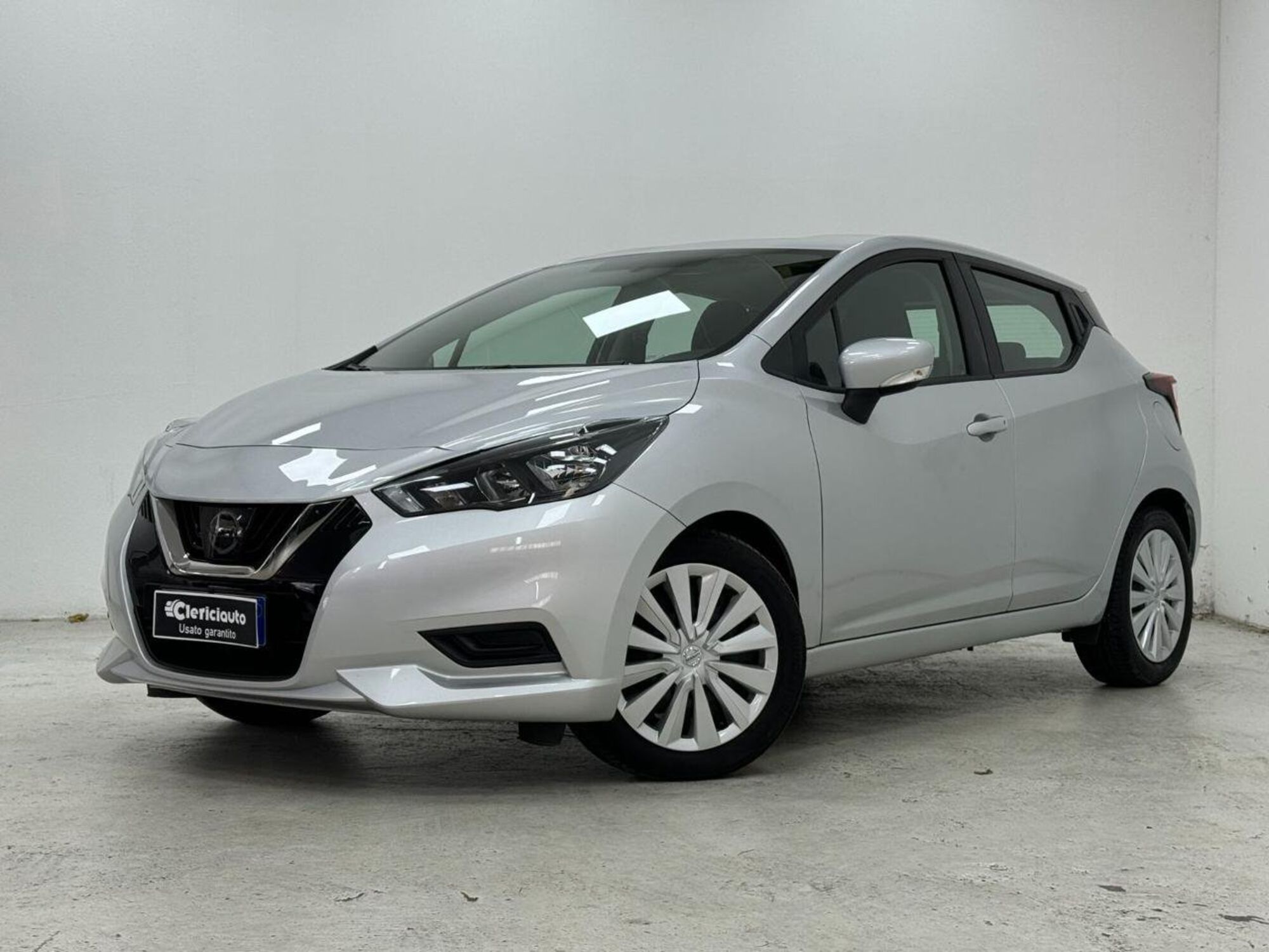 Nissan Micra IG-T 92 Xtronic 5 porte Acenta del 2023 usata a Lurate Caccivio