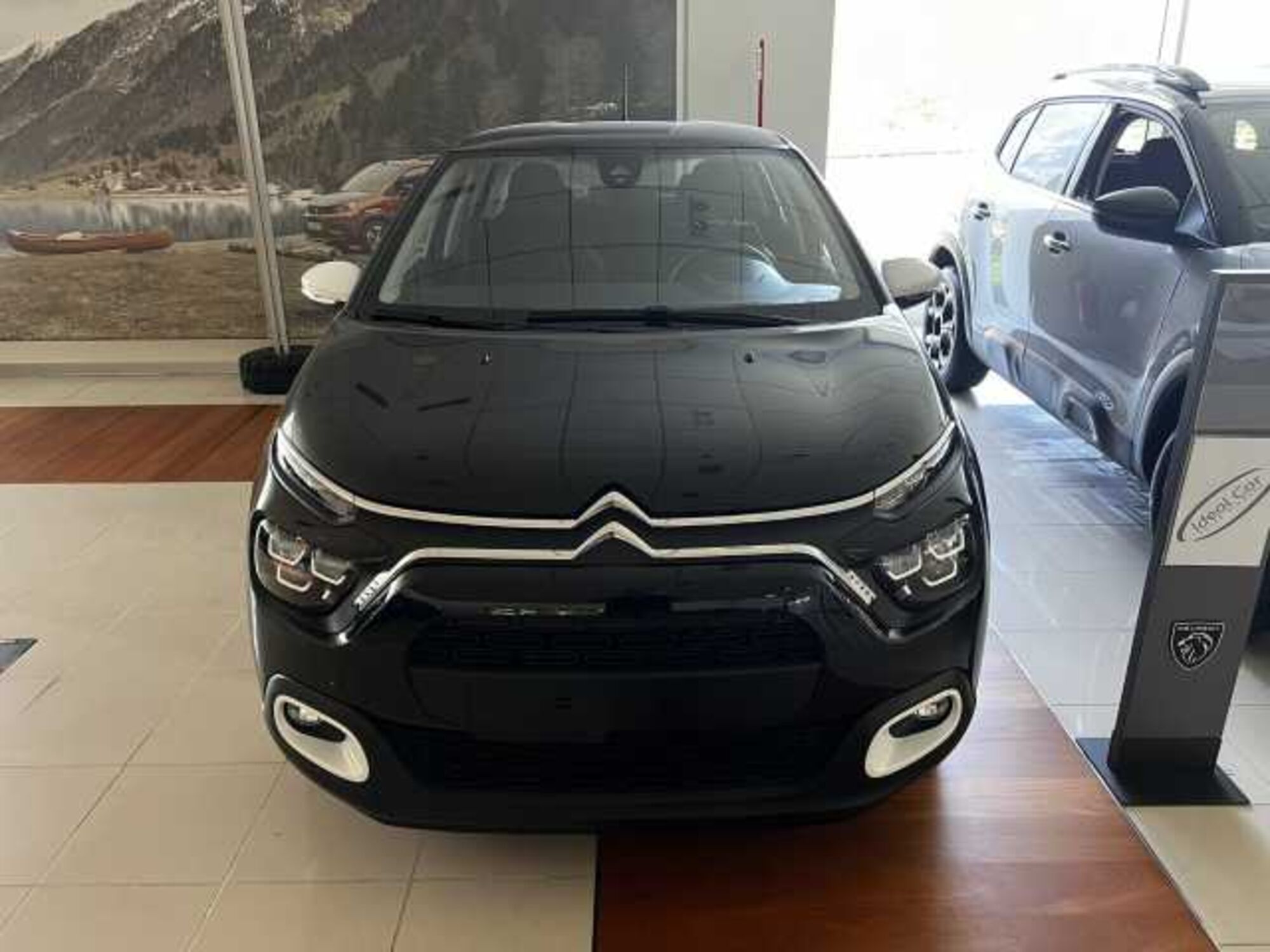 Citroen C3 1.2 puretech Max s&amp;s 83cv nuova a Antey Saint Andre&#039;