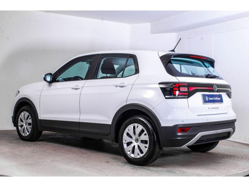 Volkswagen T-Cross usata a Novara (4)