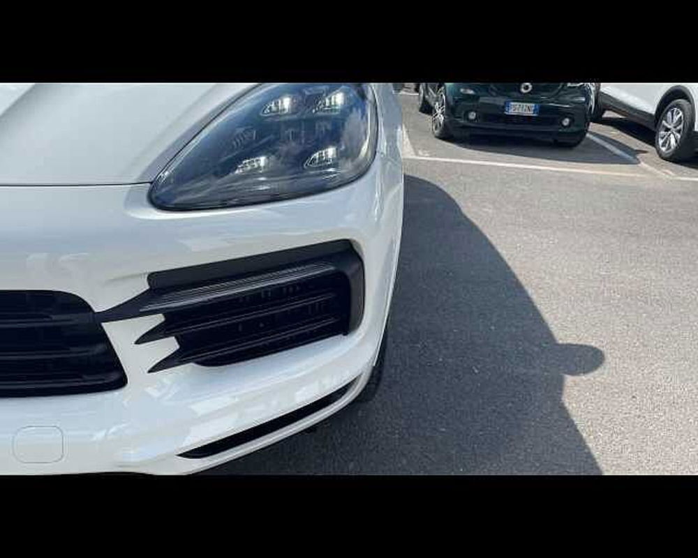 Porsche Cayenne usata a Napoli (9)