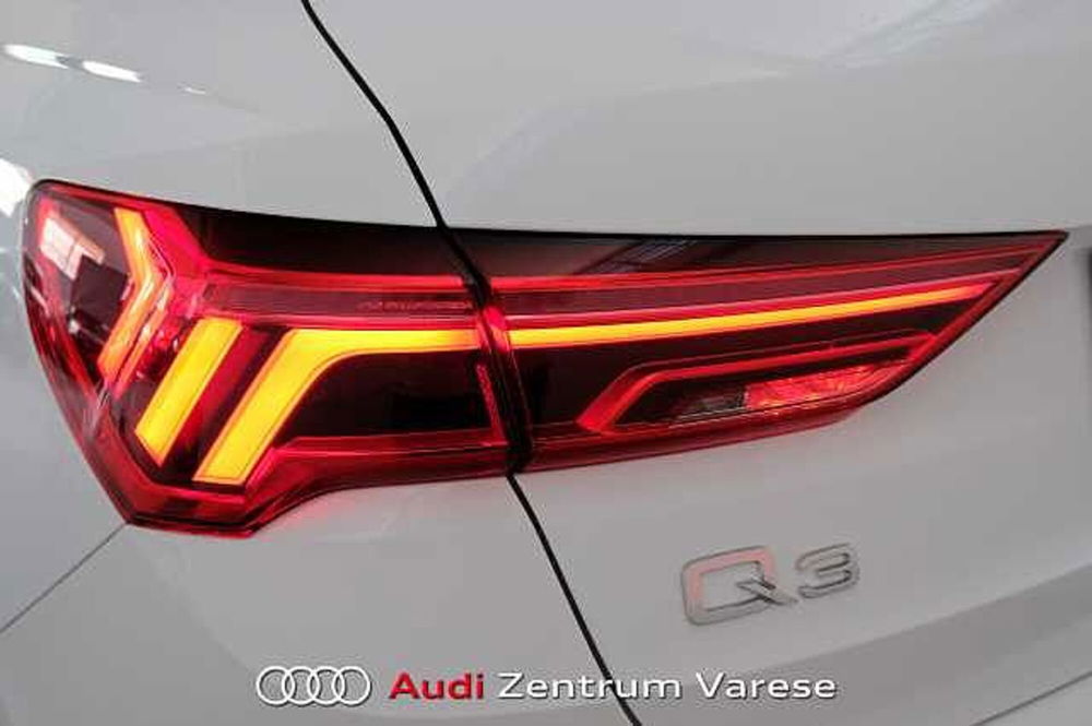 Audi Q3 nuova a Varese (5)