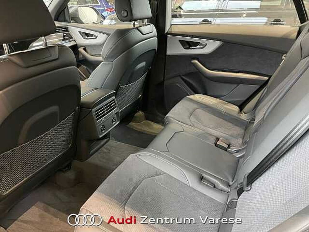 Audi Q8 nuova a Varese (10)