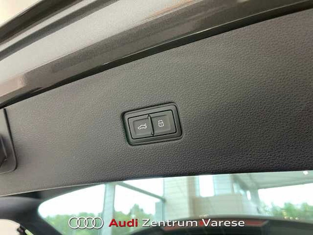 Audi Q8 nuova a Varese (12)