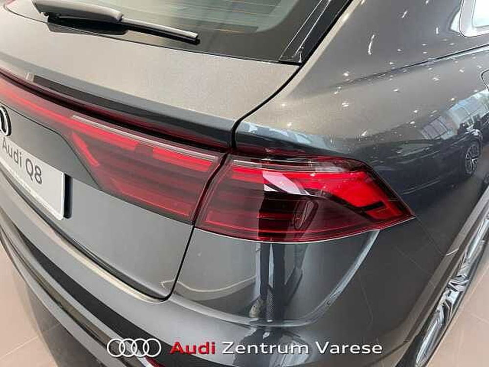 Audi Q8 nuova a Varese (5)