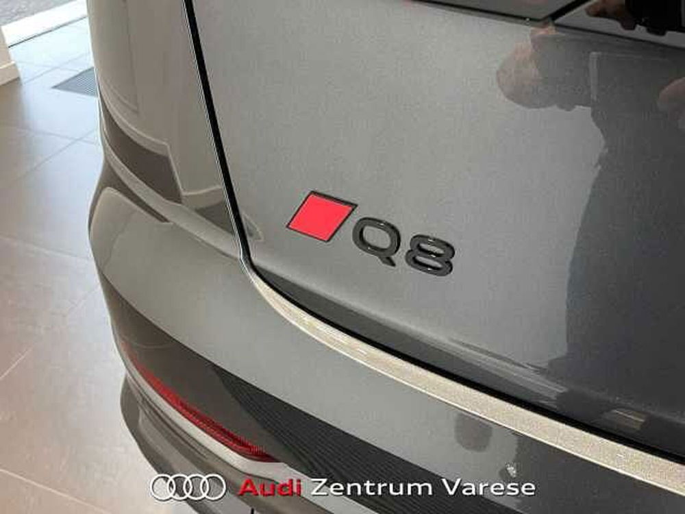 Audi Q8 nuova a Varese (6)