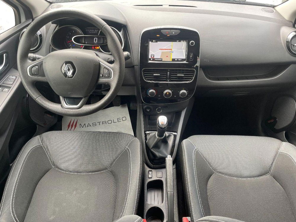 Renault Clio usata a Lecce (19)