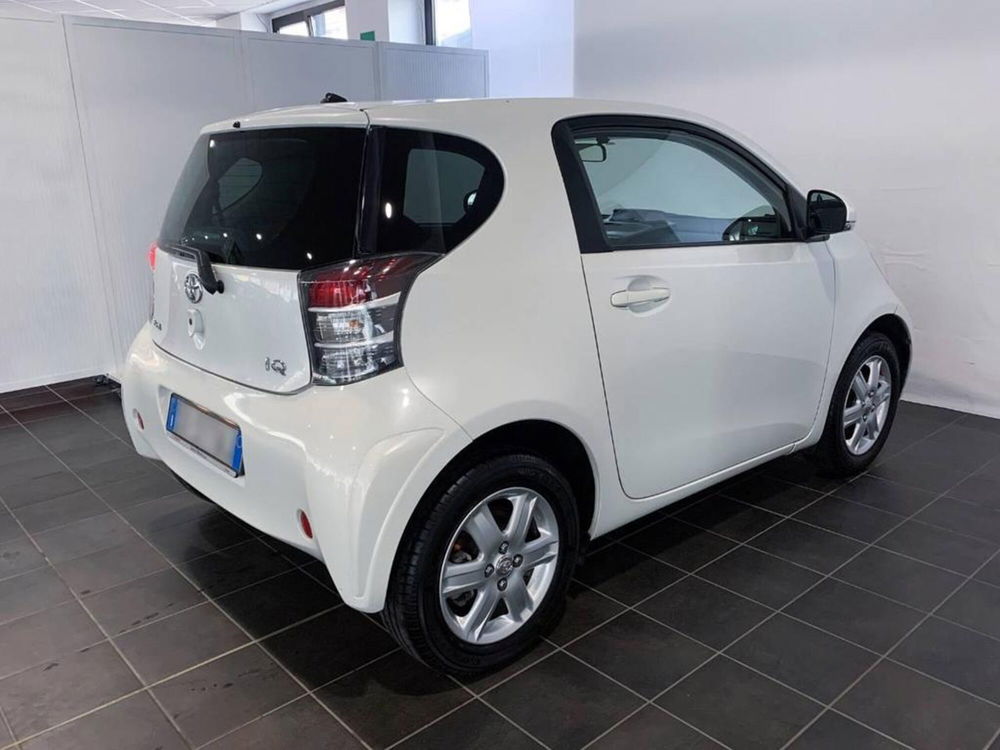 Toyota iQ usata a Torino (3)