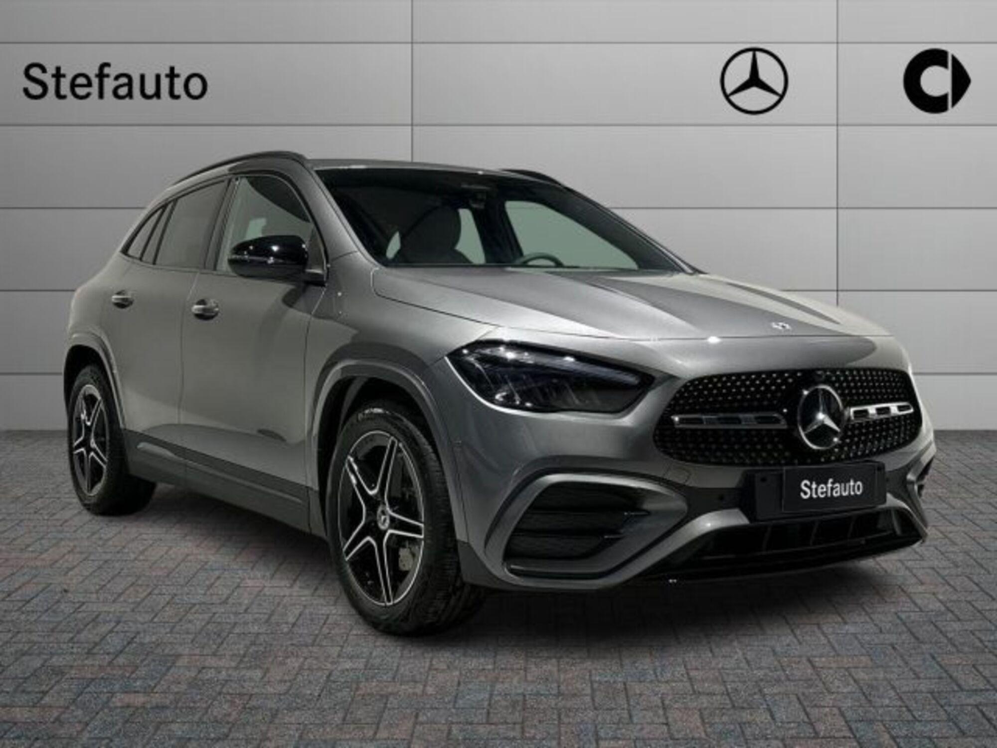 Mercedes-Benz GLA SUV 200 d AMG Line Advanced Plus auto nuova a Castel Maggiore