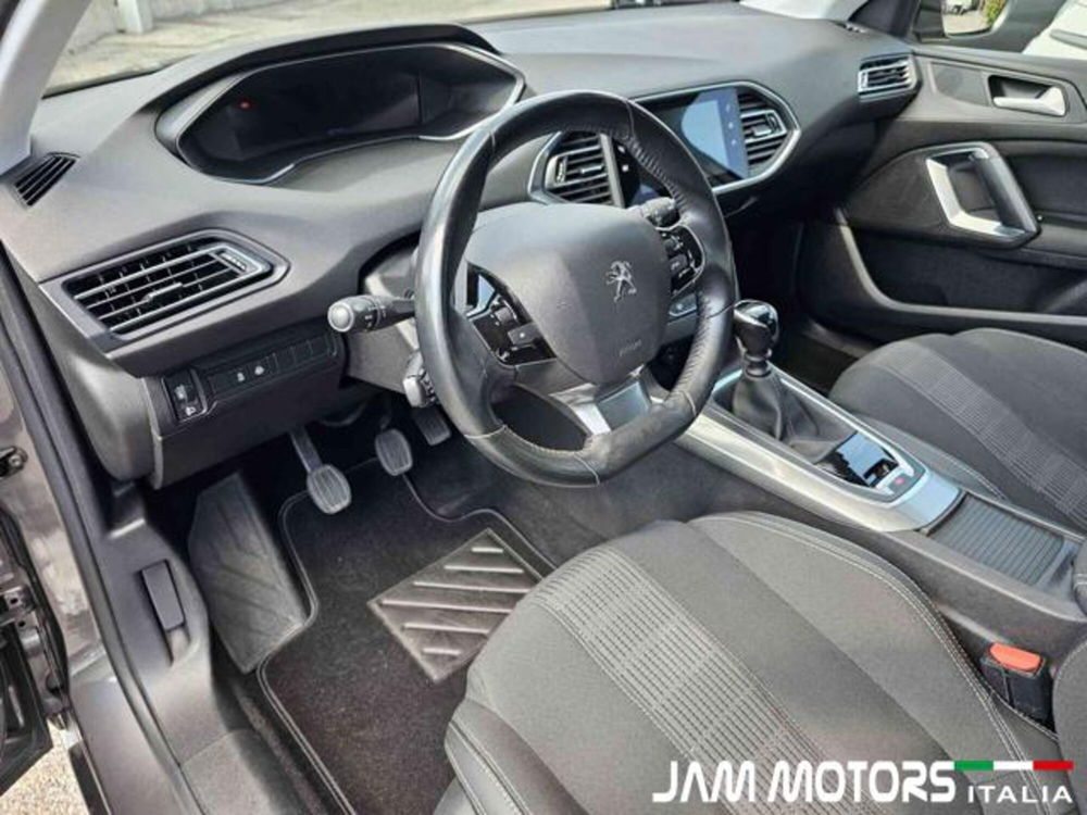 Peugeot 308 usata a Como (7)