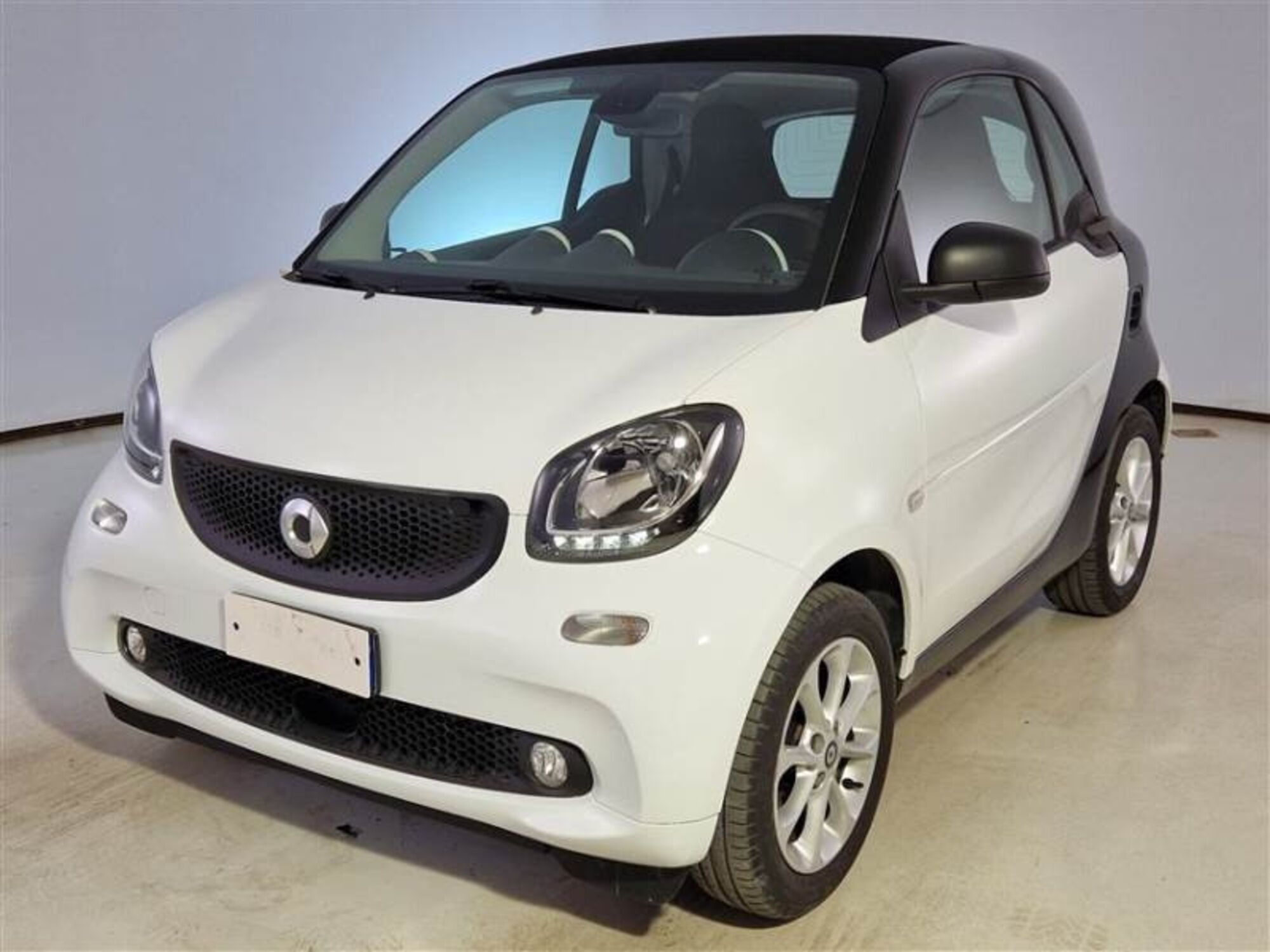 smart Fortwo 70 1.0 twinamic Youngster  del 2019 usata a Montecosaro