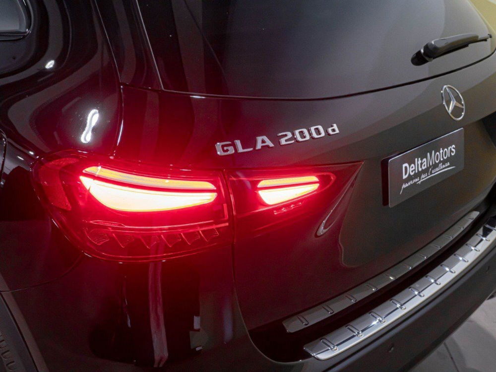 Mercedes-Benz GLA SUV nuova a Ancona (6)