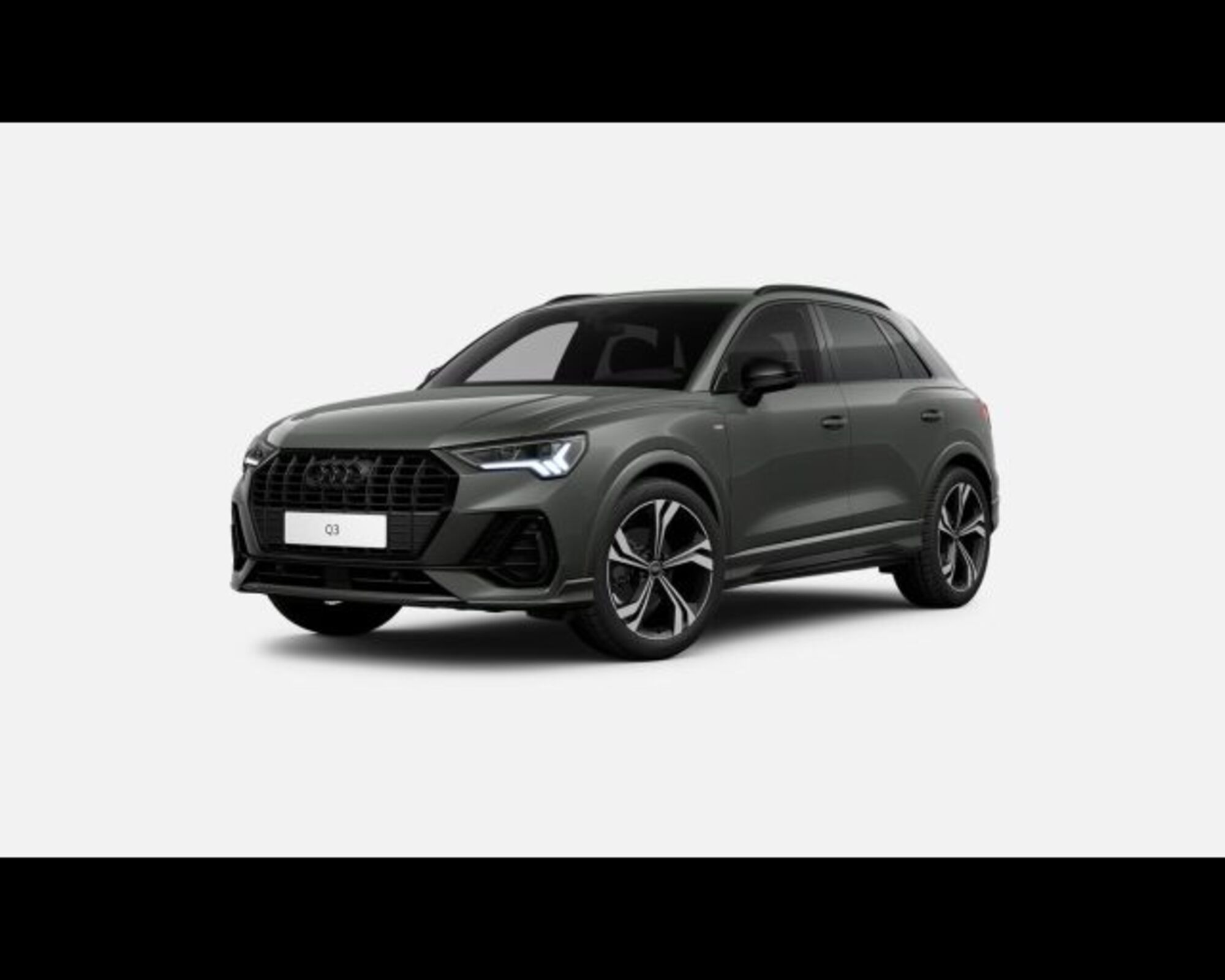 Audi Q3 35 2.0 tdi Identity Black s-tronic nuova a Conegliano