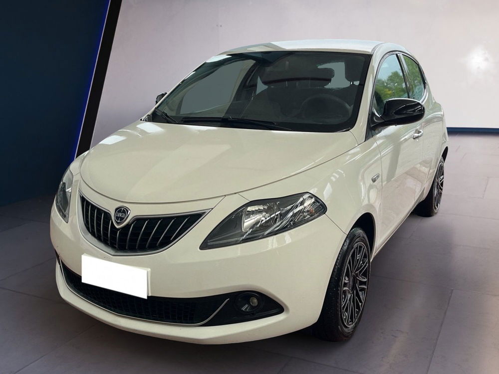 Lancia Ypsilon usata a Torino (2)