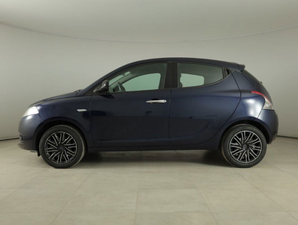 Lancia Ypsilon usata a Palermo (2)