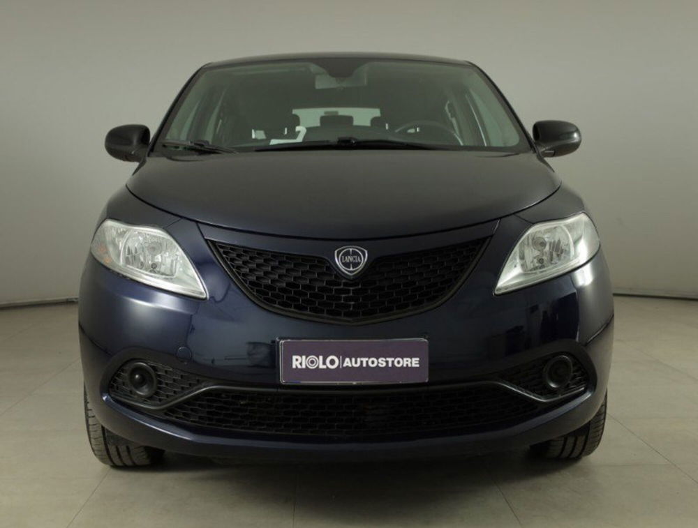 Lancia Ypsilon usata a Palermo (4)